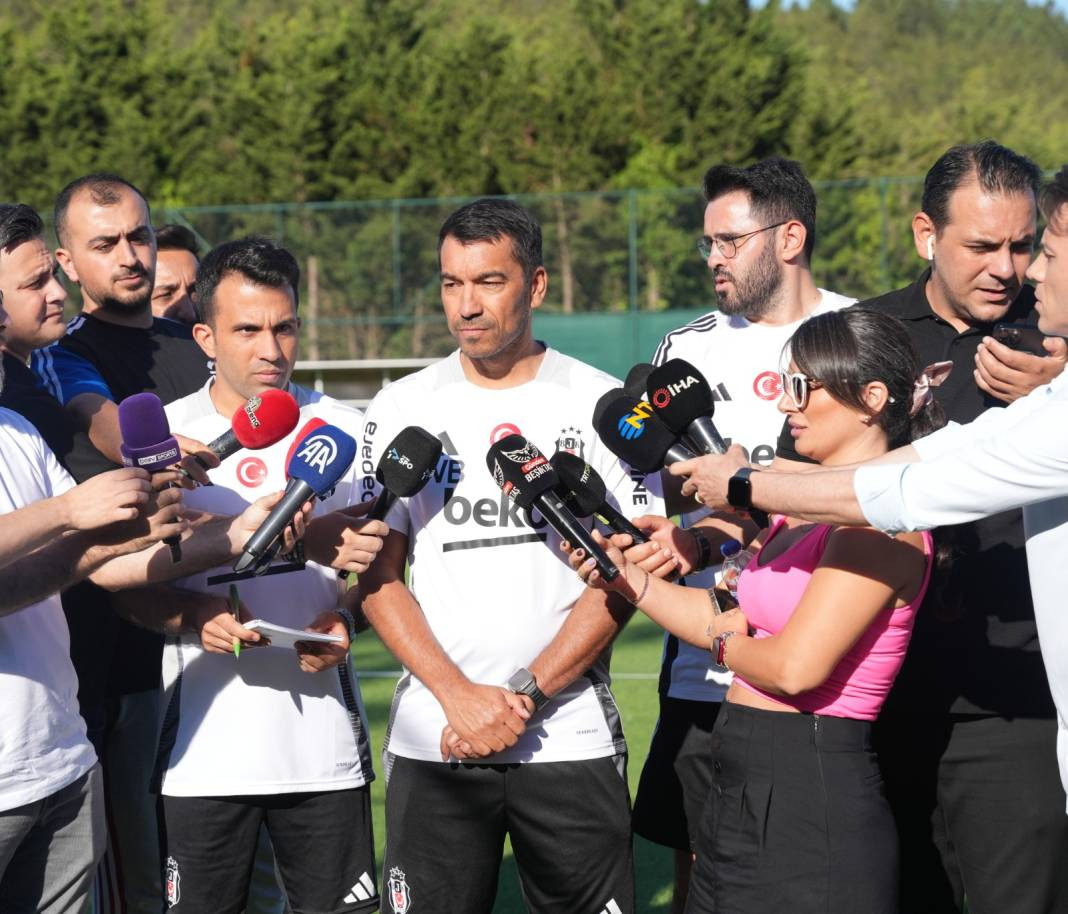 Beşiktaş sahaya indi. Dikkat çeken Rafa Silva detayı - Resim: 2